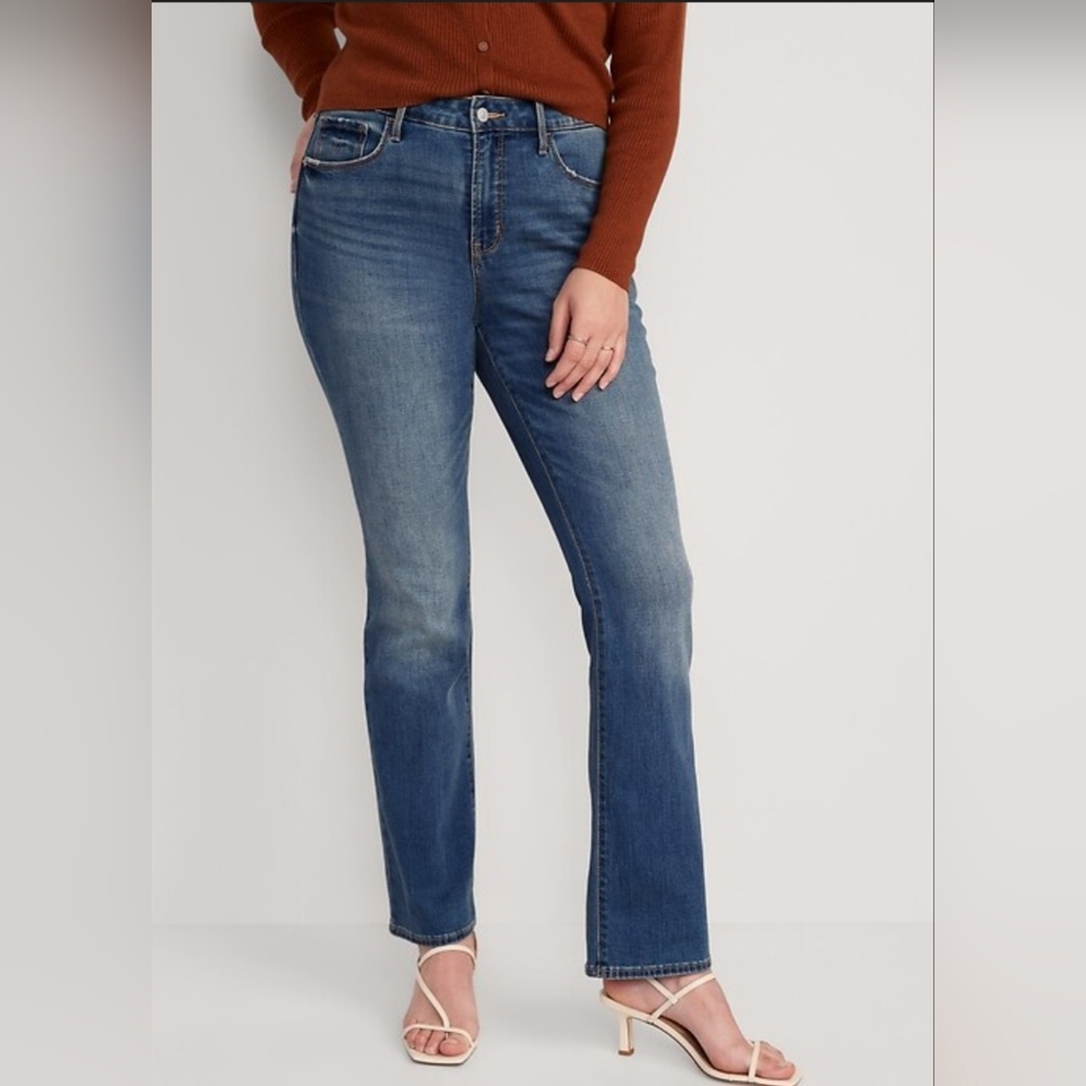 🌷Old Navy Women's Medium Wash Bootcut Jeans🌷 size:10short